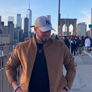 Meet your Posher, Brandon